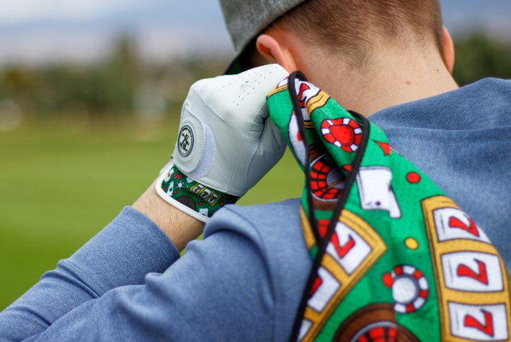 5 differences between Microfiber Golf Towels vs Cotton Golf Towels
