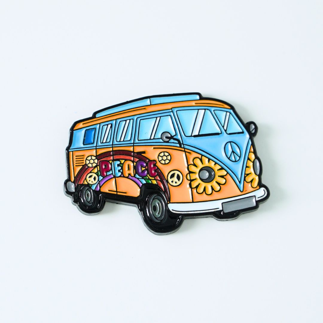 Quality ball marker with hippie van design