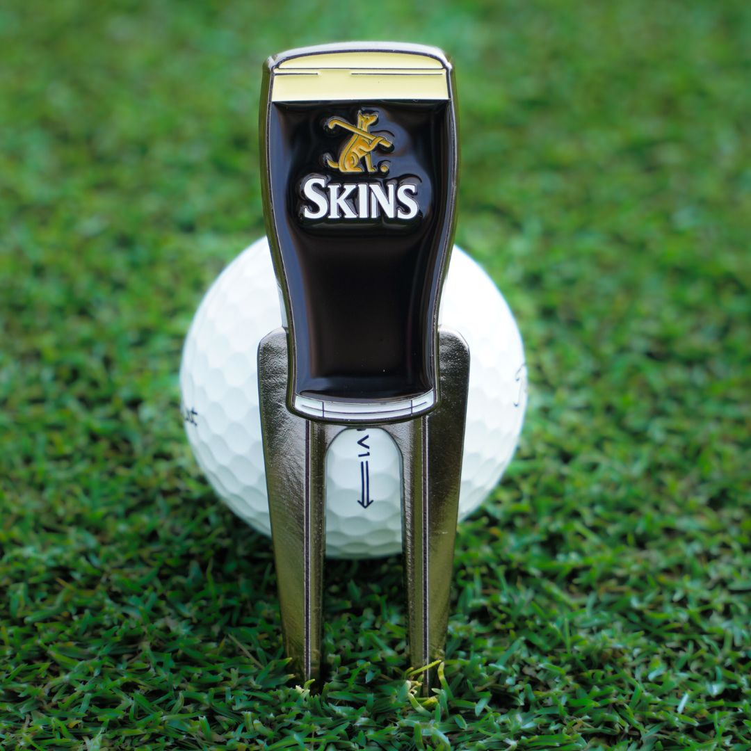 cool pitch mark repairer with beer design