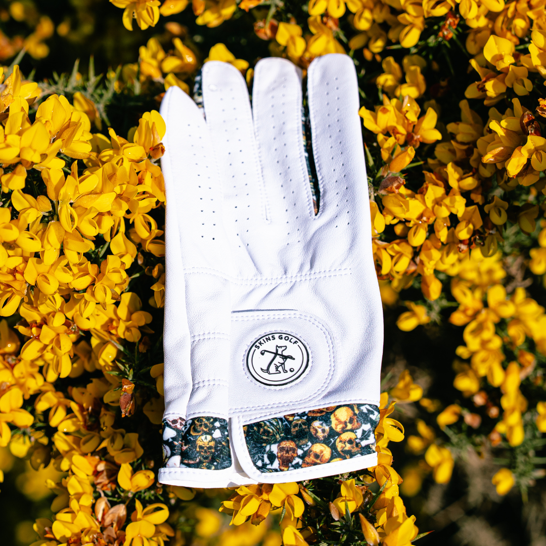 Ace of Skulls Golf Glove