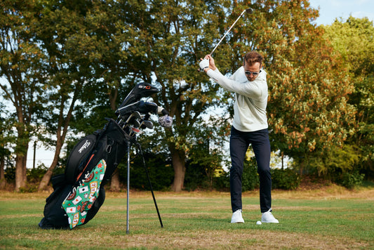 4 Reasons Why Most Leather Golf Gloves Are White