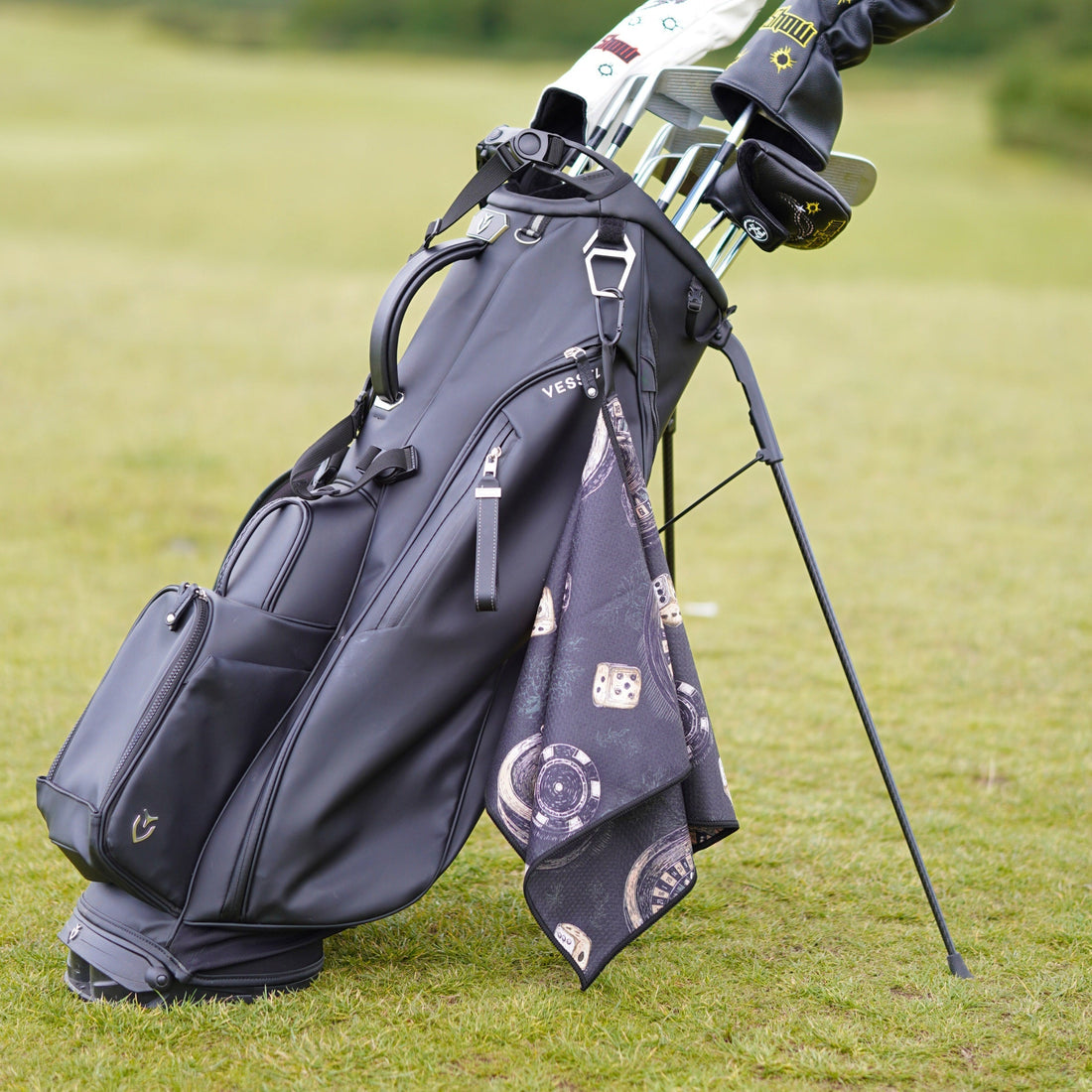 Golf towel with casino design