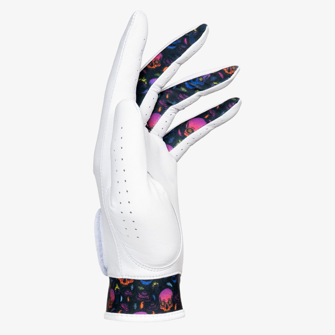 Unique golf glove with cool skull pattern between fingers