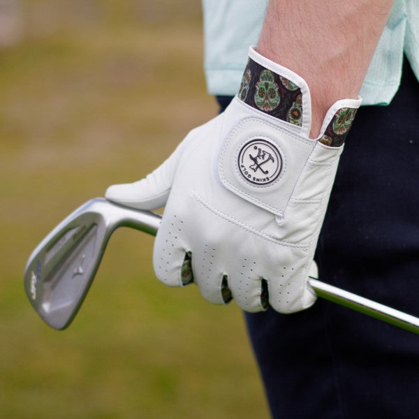 Quality golf glove with cool design