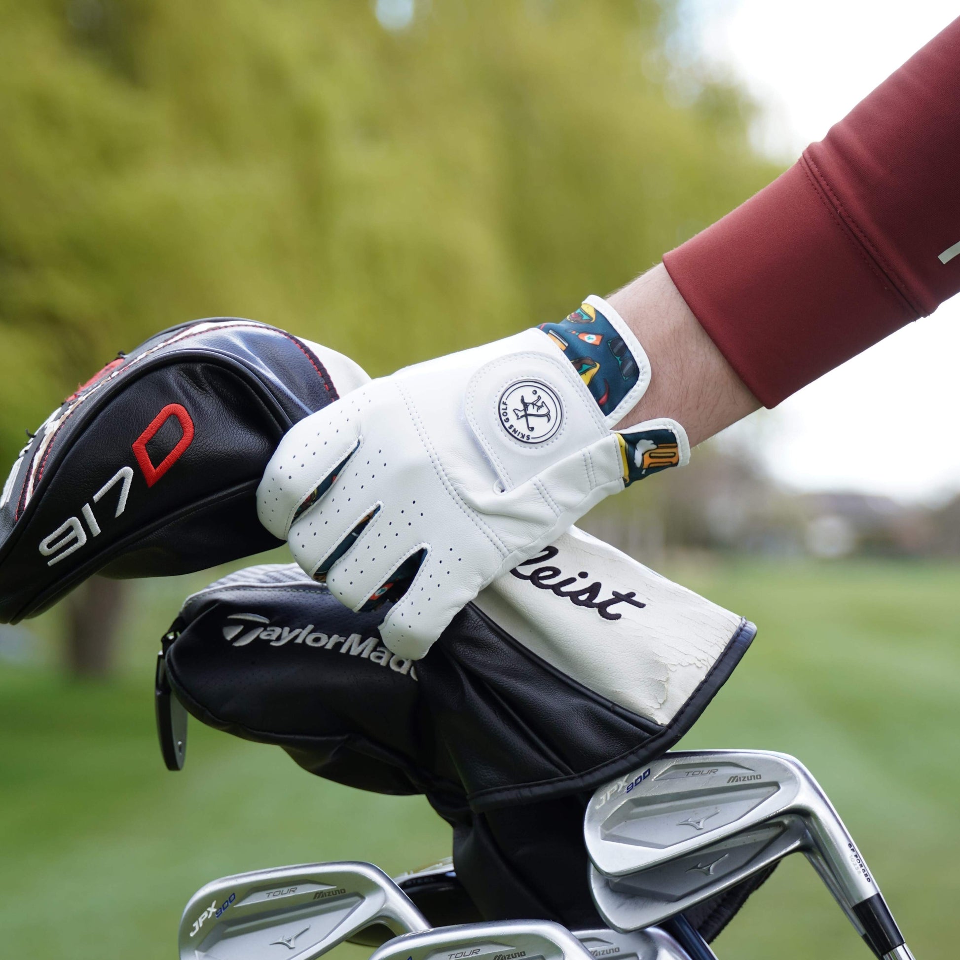 Golf glove with cool tacos and beers design